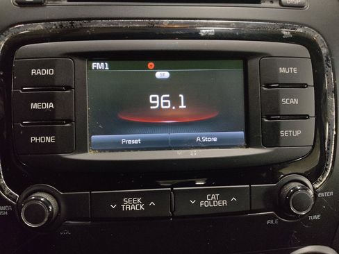 Used 2017 Kia Forte LX FWD image 25