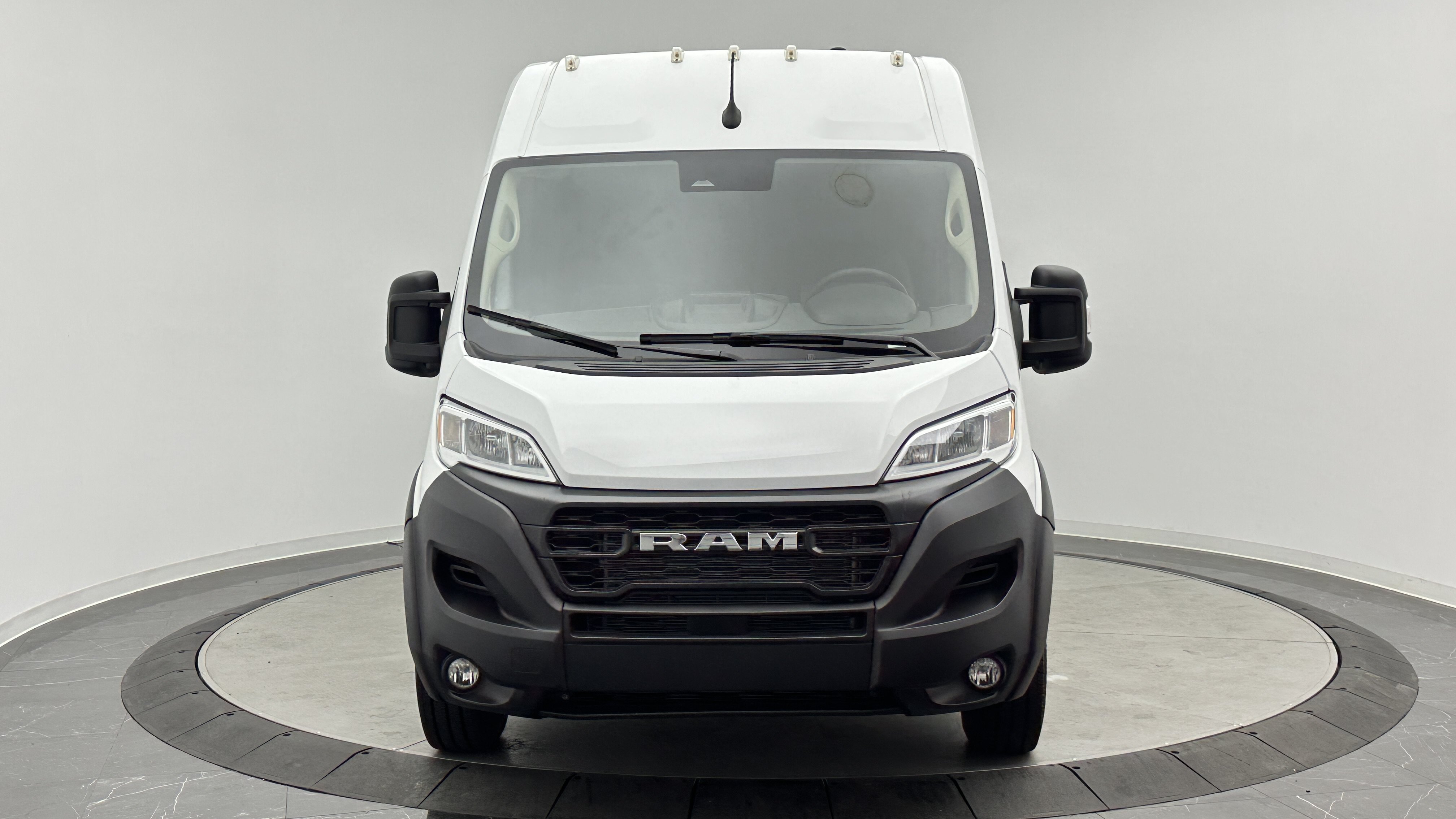 Used 2026 RAM ProMaster 2500 w/ Convenience Group FWD image 2