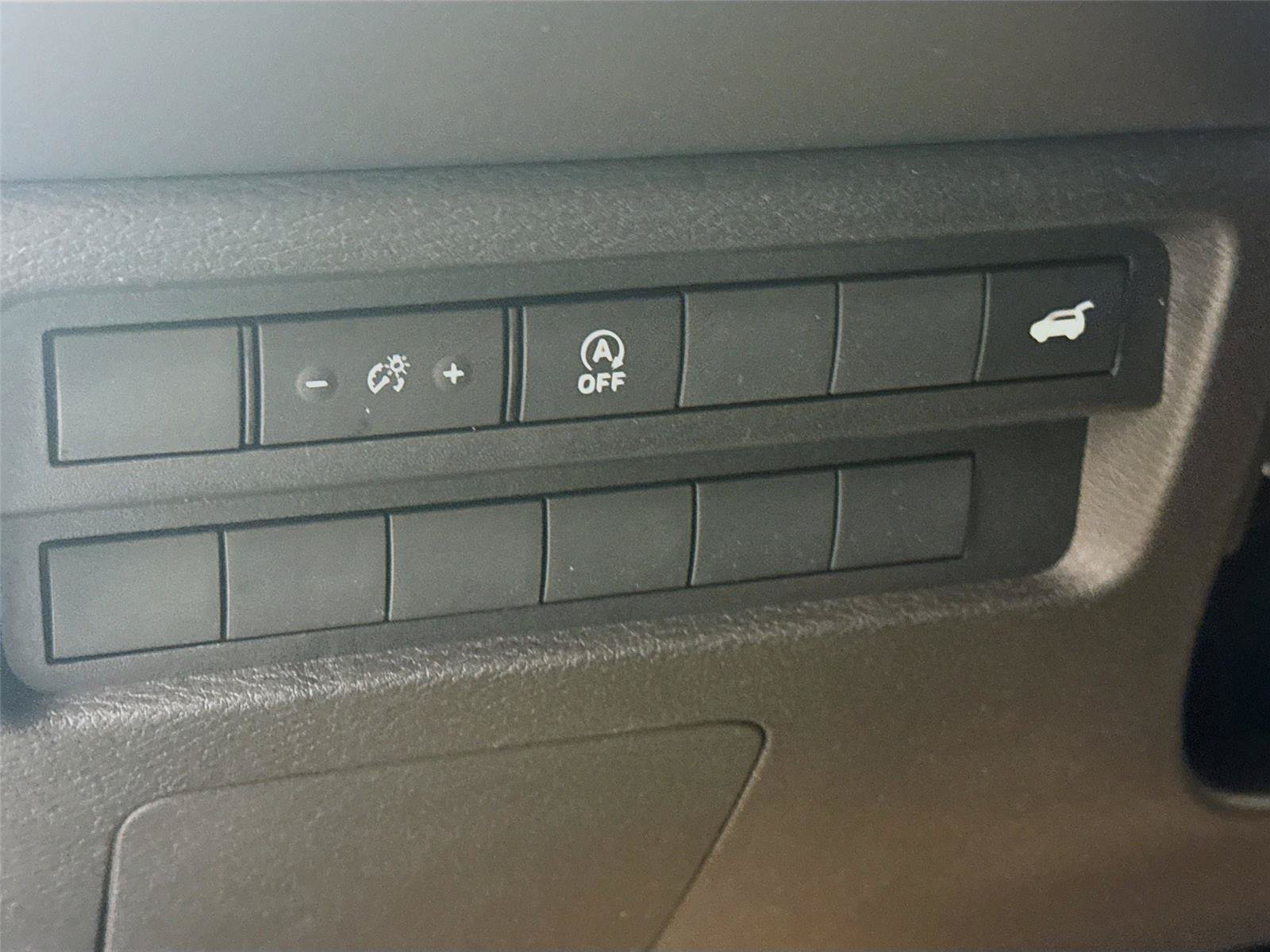 New 2026 Mitsubishi Outlander SE FWD image 7