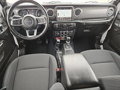 Used 2022 Jeep Wrangler Unlimited Rubicon 4xe w/ Safety Group AWD/4WD image 13