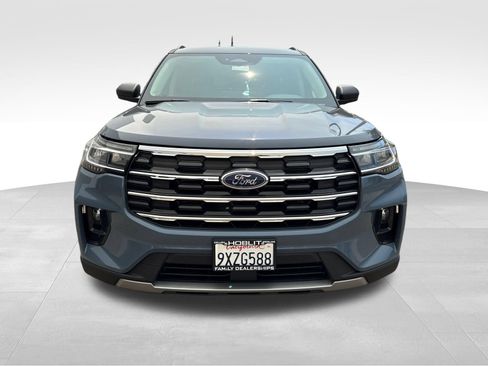 Used 2026 Ford Explorer Active w/ Active Comfort Package AWD/4WD image 8