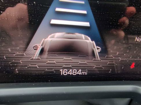 Used 2024 GMC Acadia Denali w/ Super Cruise Package image 12