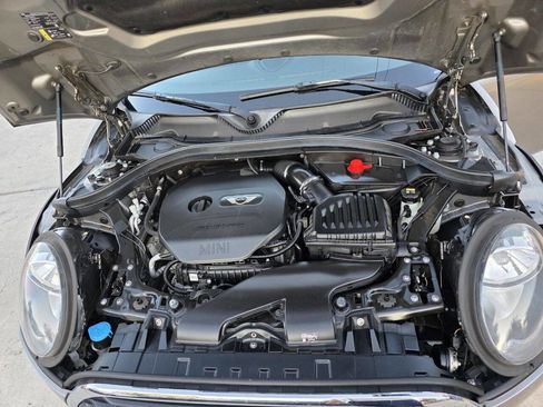 Used 2017 MINI Cooper Clubman ALL4 image 16