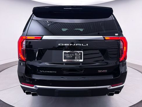 Used 2025 GMC Yukon XL Denali w/ Sun & Power Step Package AWD/4WD image 17