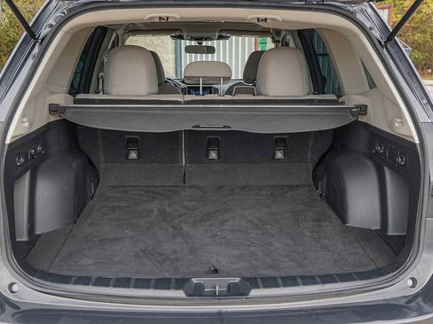 Used 2023 Subaru Forester Premium image 32