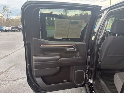 Used 2023 Chevrolet Silverado 1500 LT AWD/4WD image 29