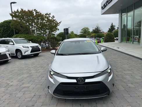 Used 2024 Toyota Corolla LE FWD image 36