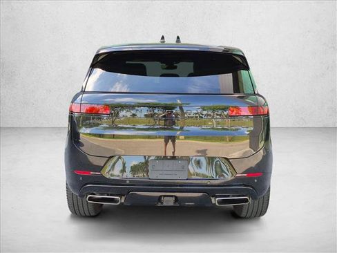 Used 2024 Land Rover Range Rover Sport Dynamic SE AWD/4WD image 7