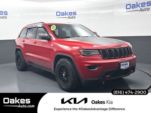 Used 2019 Jeep Grand Cherokee Trailhawk w/ Trailhawk Luxury Group AWD/4WD image 1