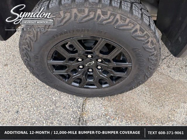 Used 2025 Chevrolet Colorado Trail Boss AWD/4WD image 21