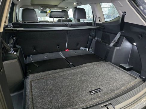 New 2026 Volkswagen Atlas SEL Premium R-Line image 17