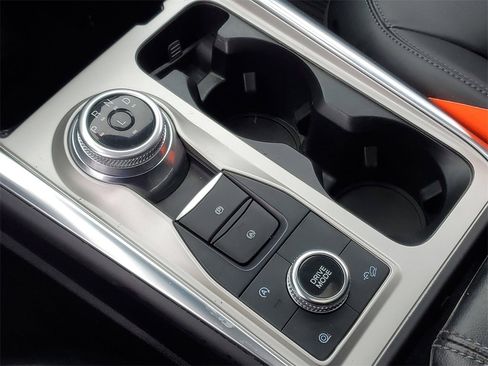 Used 2023 Ford Explorer XLT w/ Equipment Group 202A image 24