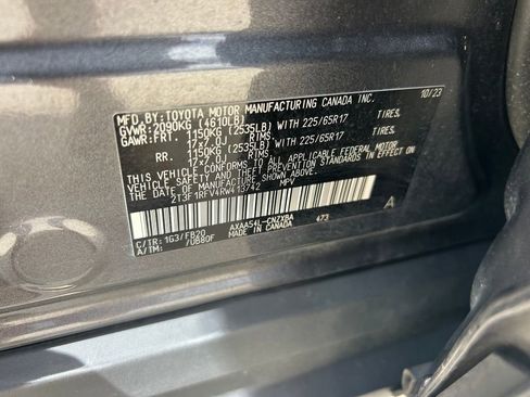 Used 2024 Toyota RAV4 LE AWD/4WD image 10