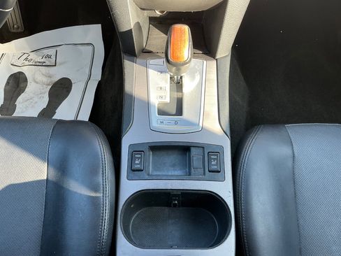 Used 2013 Subaru Outback 2.5i Limited w/ Moonroof Pkg image 18
