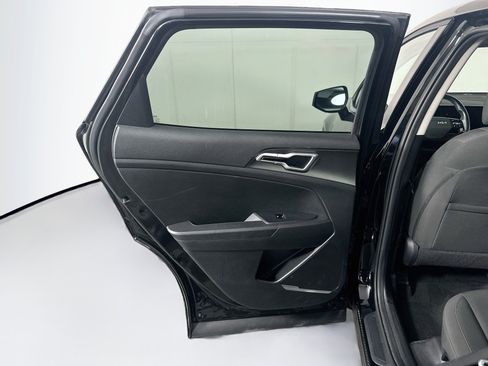 Used 2026 Kia Sportage LX FWD image 25