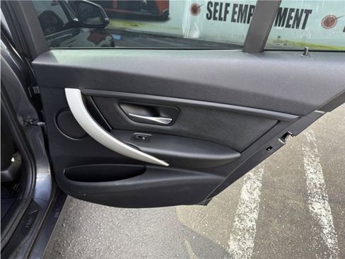 Used 2013 BMW 328i Sedan image 21