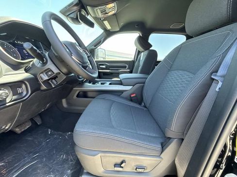 New 2026 RAM 3500 Big Horn AWD/4WD image 8