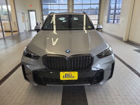 New 2026 BMW X5 xDrive50e w/ M Sport Package image 10