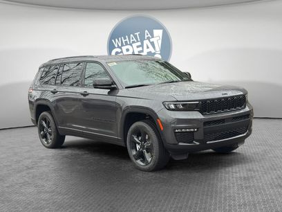New 2025 Jeep Grand Cherokee L Limited w/ Black Appearance Package
