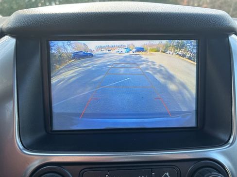 Used 2020 Chevrolet Tahoe LT w/ Luxury Package image 15