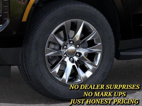 New 2026 Chevrolet Tahoe Premier w/ Sun And Tow Package AWD/4WD image 9