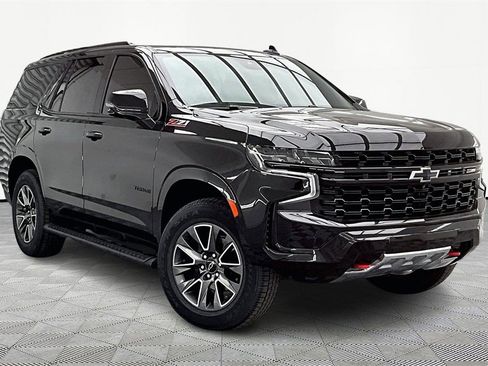 Used 2024 Chevrolet Tahoe Z71 w/ Luxury Package image 12