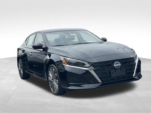 Certified 2023 Nissan Altima 2.5 SL AWD/4WD image 3
