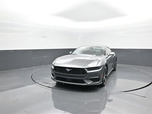 New 2025 Ford Mustang Coupe image 3