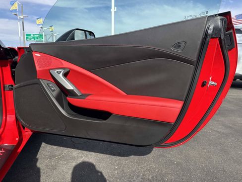 Used 2015 Chevrolet Corvette Stingray Convertible w/ 3LT Preferred Equipment Group RWD image 27