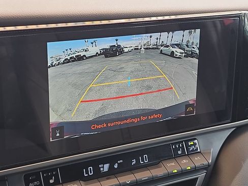 Used 2025 Toyota Camry XSE FWD image 15