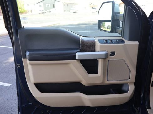 Used 2018 Ford F250 Lariat w/ Chrome Package AWD/4WD image 23