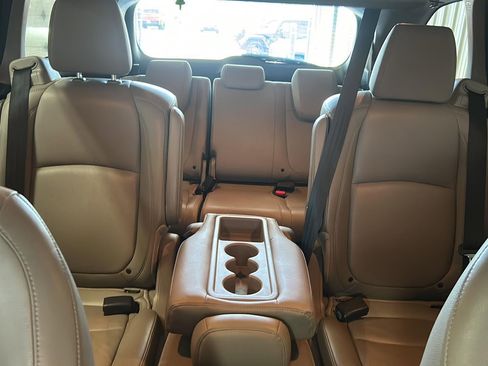 Used 2019 Honda Odyssey Elite image 18