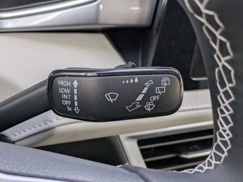 New 2026 Volkswagen Taos SEL image 35