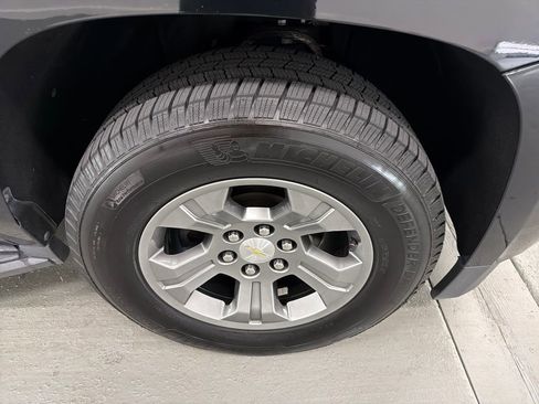 Used 2020 Chevrolet Tahoe LS RWD image 4