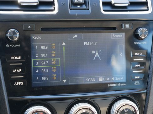 Used 2017 Subaru Forester 2.5i Limited image 22