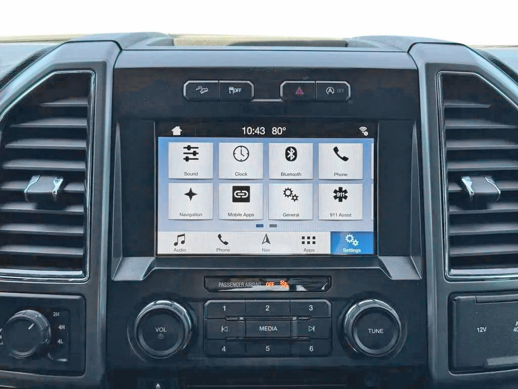 Used 2018 Ford F150 XLT w/ Equipment Group 302A Luxury AWD/4WD image 22