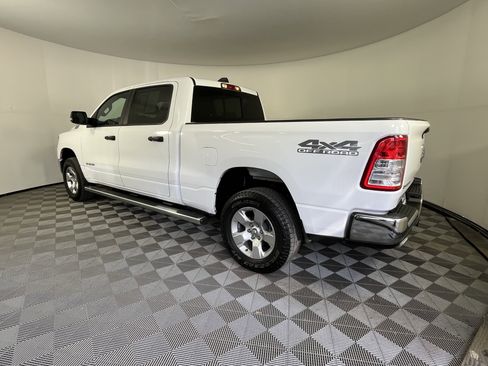 Used 2023 RAM 1500 Big Horn AWD/4WD image 3