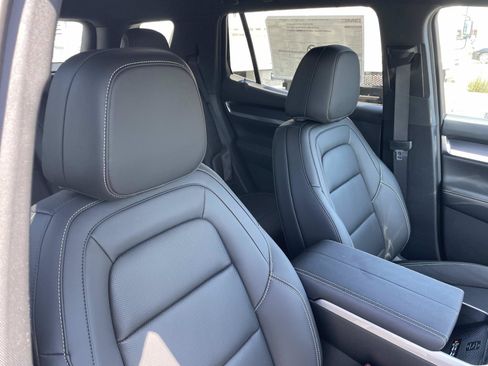 New 2026 GMC Terrain Elevation w/ Elevation Premium Package FWD image 28