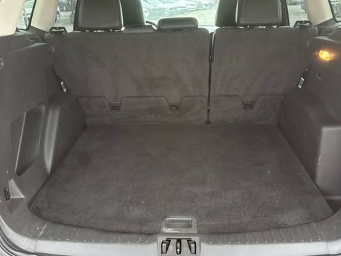 Used 2017 Ford Escape SE w/ SE Leather Comfort Package image 10