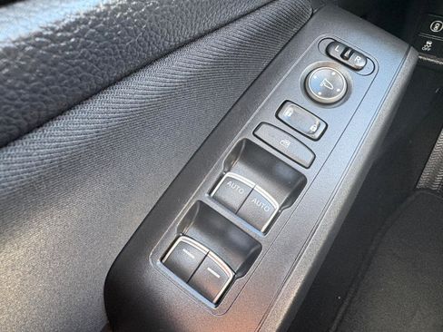 Used 2022 Honda Civic EX image 29