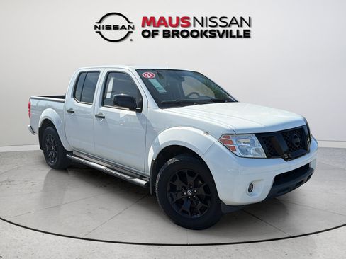 Used 2021 Nissan Frontier SV w/ Midnight Edition Floor Mats AWD/4WD image 14
