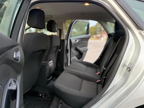 Used 2018 Ford Focus SE image 21