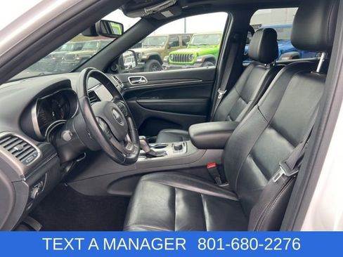 Used 2022 Jeep Grand Cherokee Limited AWD/4WD image 12