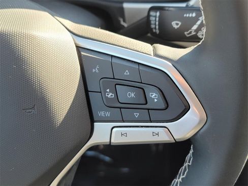 Used 2021 Volkswagen Atlas SE image 21