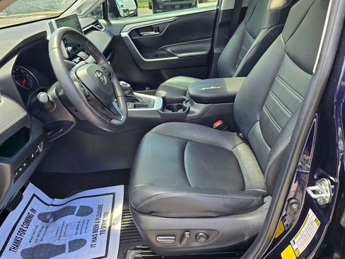 Used 2021 Toyota RAV4 XLE Premium FWD image 16