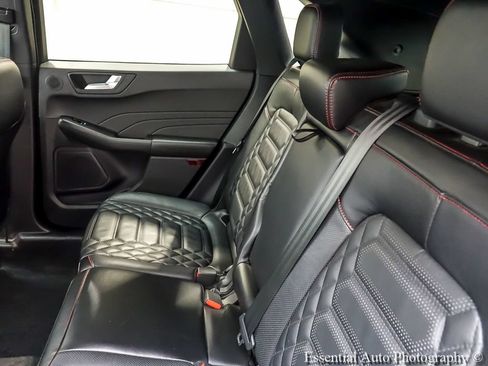 Certified 2023 Ford Escape ST-Line Elite w/ Premium Technology Package AWD/4WD image 11