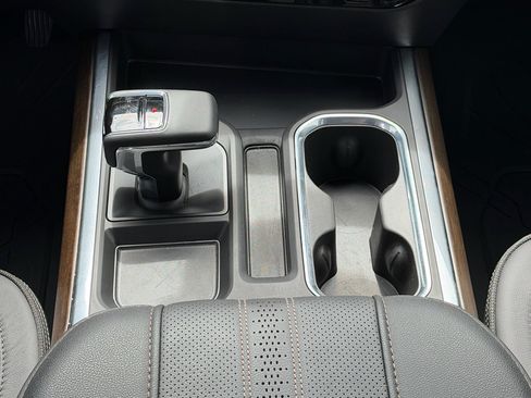 Used 2025 Chevrolet Silverado 1500 High Country w/ Midnight Edition AWD/4WD image 12