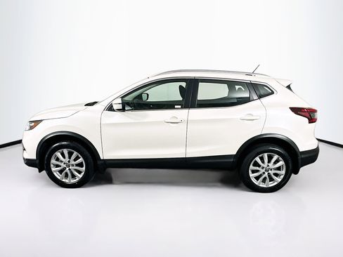 Used 2022 Nissan Rogue Sport SV image 4