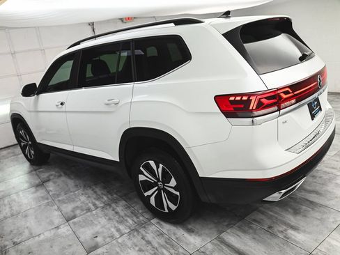 Used 2026 Volkswagen Atlas SE AWD/4WD image 4