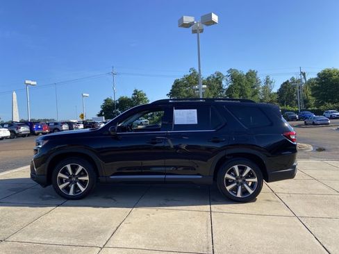 Used 2025 Honda Pilot Elite image 8